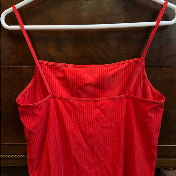 Aritzia Scarlet Ribbed Tank Top - Picture 4 of 4